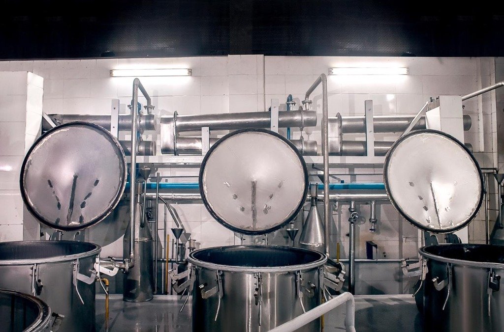 Three-unit extraction line